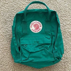 Fjallraven Kanken Mini Backpack